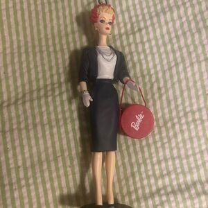 HALLMARK KEEPSAKE COMMUTER SET ~ BARBIE DOLL & HATBOX ORNAMENTS 2000